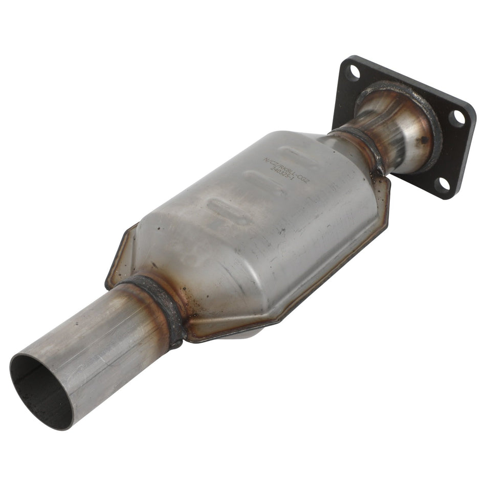 Manifold Catalytic Converter For 2001-2005 Buick LeSabre 3.8L OBDII w/ Hardwares